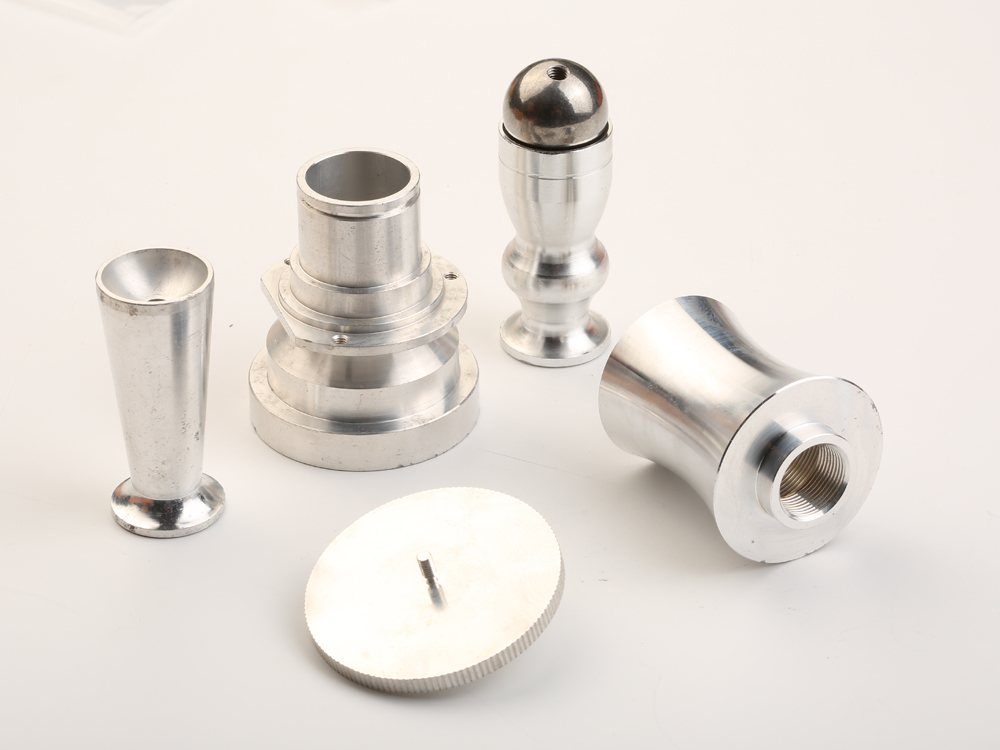 五金加工中常見的尺寸偏差問題分析與解決對策